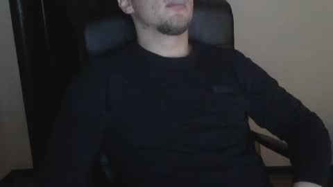 Snapshot of lev1ngston chatting on 01.21.25 lev1ngston online show from 01.21.25