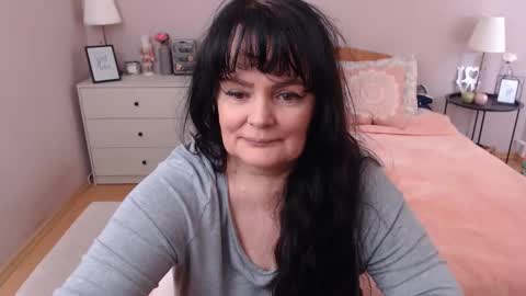 Mary online show from 05.04.26