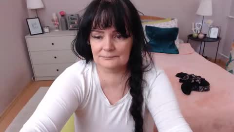 Mary online show from 05.12.26