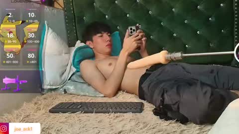 Snapshot of levi_ackermann1 chatting on 02.08.25 Levi online show from 02.08.25