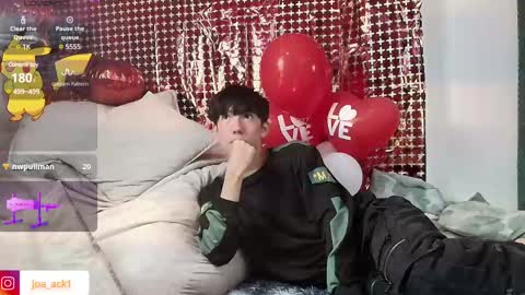 Snapshot of levi_ackermann1 chatting on 02.13.25 Levi online show from 02.13.25