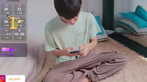 Snapshot of levi_ackermann1 chatting on 02.25.25 Levi online show from 02.25.25