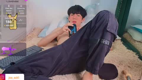 Snapshot of levi_ackermann1 chatting on 03.07.25 Levi online show from 03.07.25