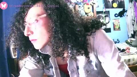 Snapshot of lewd_mooncat chatting on 04.14.26 Lewd Mooncat online show from 04.14.26