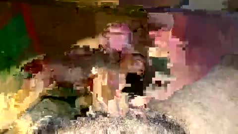 Snapshot of lewdpong chatting on 03.10.25 Lewdpong online show from 03.10.25