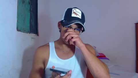 i  am lewis ly EDUARDO MEMDOZA15 online show from 04.23.26