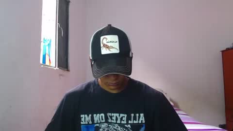 i  am lewis ly EDUARDO MEMDOZA15 online show from 06.15.26