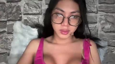 Hev Lexi online show from 01.05.25