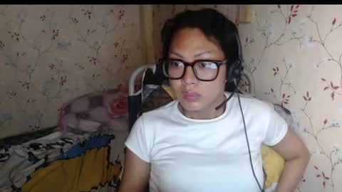 Snapshot of lexi09822 chatting on 06.24.26 Hev Lexi online show from 06.24.26