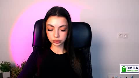 Snapshot of lexi_jos chatting on 11.11.25 Alexia online show from 11.11.25