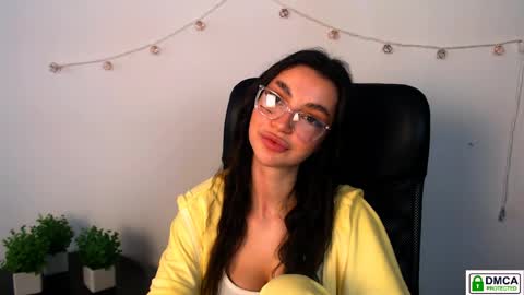 Alexia online show from 04.25.26