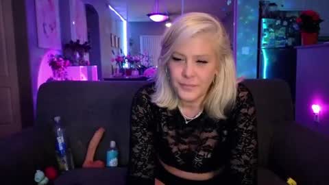 Lexi online show from 06.17.26