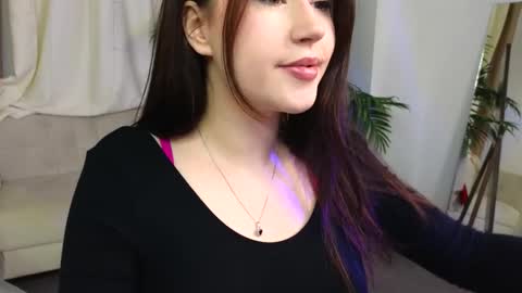 Snapshot of lexia_coy chatting on 02.28.25 Vicki online show from 02.28.25