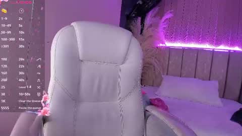 Lexi Adams  online show from 07.25.26