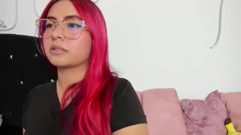 Snapshot of lexie__mc68 chatting on 12.15.25 lexie__mc68 online show from 12.15.25