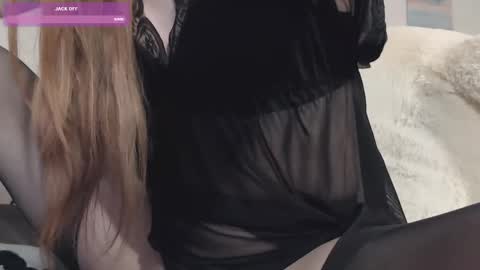 Lexie  online show from 02.28.25