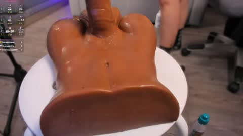 lexiee__ online show from 04.23.26