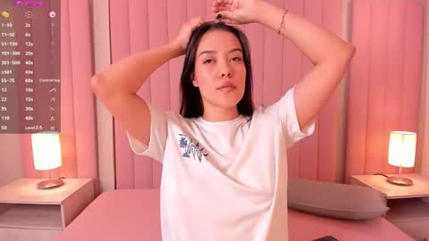 Lexie Thompson  online show from 03.13.26