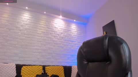 Lexie  online show from 01.14.25