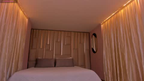 Lexie  online show from 02.08.25