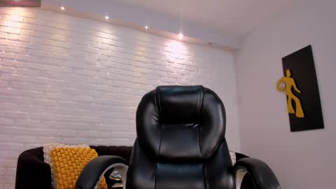 Lexie  online show from 02.13.25