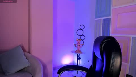 Lexie  online show from 10.15.25