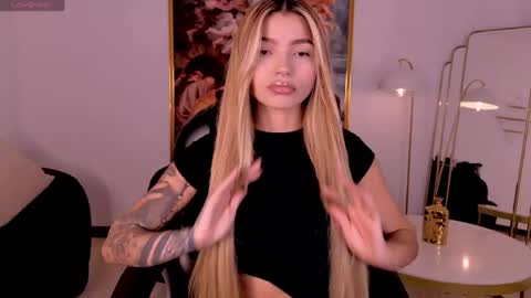 Lexie  online show from 06.03.26