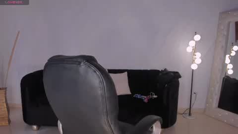 Lexie  online show from 06.15.26
