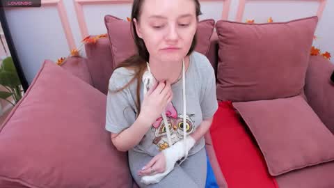 Lexi online show from 10.27.25