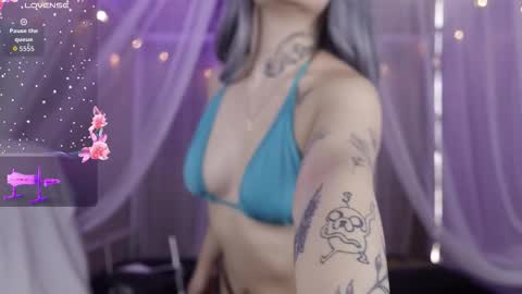 lexirouge           online show from 02.09.26