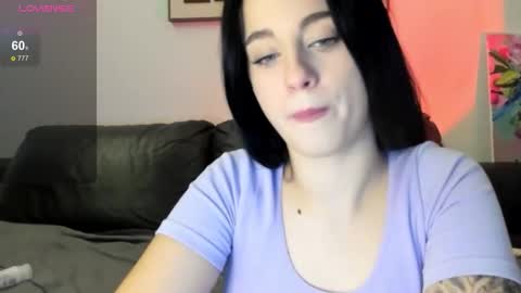 Snapshot of lexisinnn chatting on 11.10.25 Lexi online show from 11.10.25