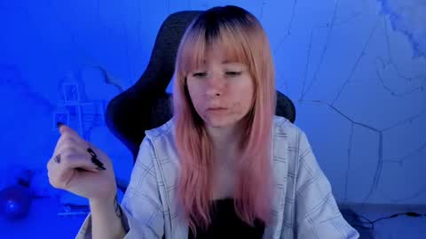 Snapshot of lexiwenford chatting on 02.17.25 Lexi Wenford NO NUDE GODDESS online show from 02.17.25