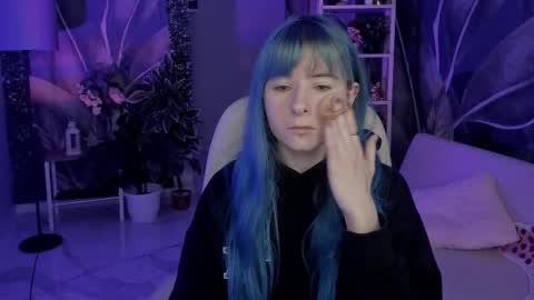 Snapshot of lexiwenford chatting on 09.30.25 Lexi Wenford NO NUDE GODDESS online show from 09.30.25