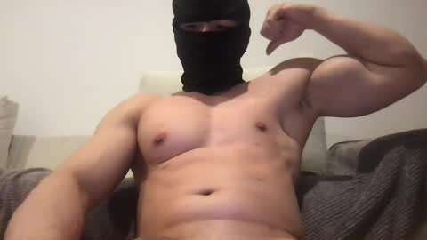 Snapshot of lexxxx442 chatting on 02.04.25 AsianKing online show from 02.04.25