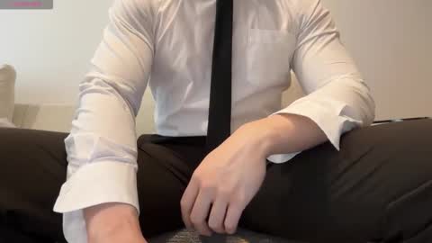 Snapshot of lexxxx442 chatting on 10.10.25 AsianKing online show from 10.10.25