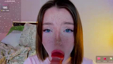 Snapshot of lexxxxxxi chatting on 02.23.26 lexi miu online show from 02.23.26