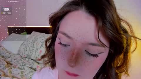 Snapshot of lexxxxxxi chatting on 02.27.26 lexi miu online show from 02.27.26