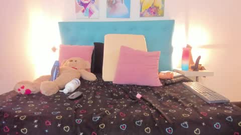 Snapshot of lexy_sexy_20 chatting on 12.23.24 lexy_sexy_20 online show from 12.23.24