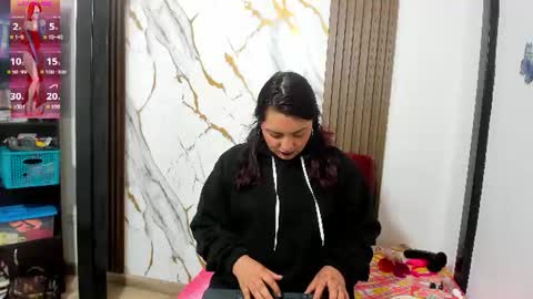 lexyy24_ online show from 07.03.26