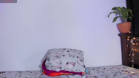 Leya online show from 03.04.26