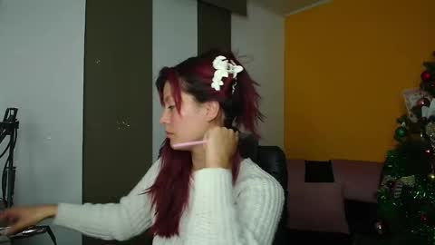 Snapshot of leydysexlover chatting on 12.16.25 Leydy online show from 12.16.25