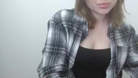 Leyla online show from 04.27.26
