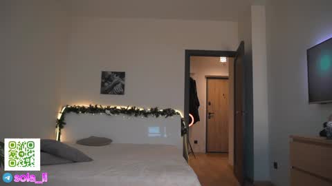 Leyla ly Ill be here Tuesday Thursday Friday Saturday Sunday online show from 12.16.24