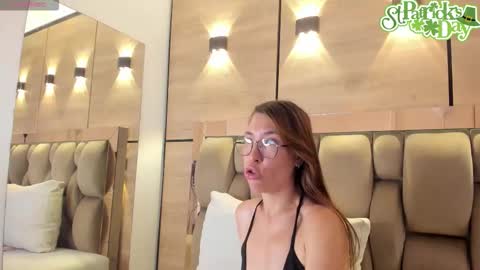  LEYLA  online show from 03.17.26