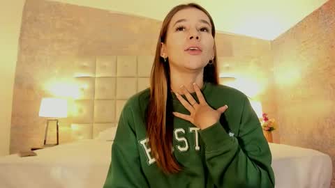 LEZY online show from 03.08.26