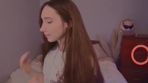 Snapshot of lezyliza chatting on 11.14.25 Liza online show from 11.14.25