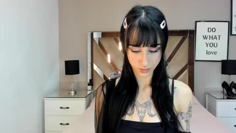 lhiamfitt online show from 02.01.25