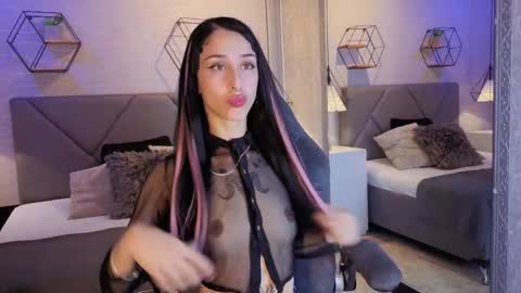 Snapshot of lhiamfitt10 chatting on 04.02.26 lhiam online show from 04.02.26