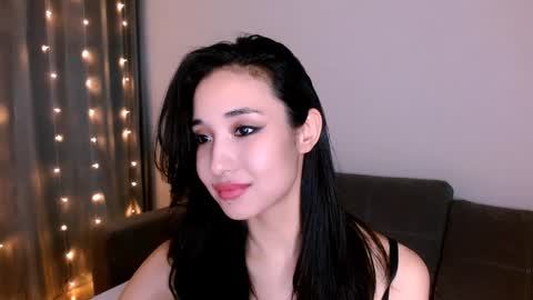 Snapshot of li_noen chatting on 01.29.25 Li online show from 01.29.25