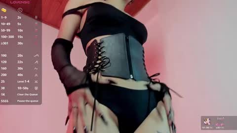 Snapshot of lia__summer chatting on 12.16.24 lia__summer online show from 12.16.24